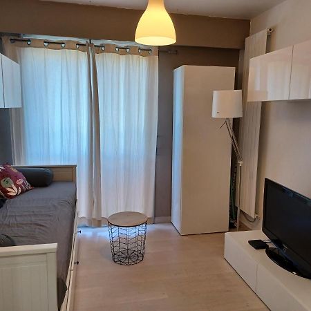Studio A Nice Avec Piscine Εξωτερικό φωτογραφία