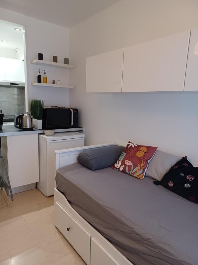 Studio A Nice Avec Piscine Εξωτερικό φωτογραφία
